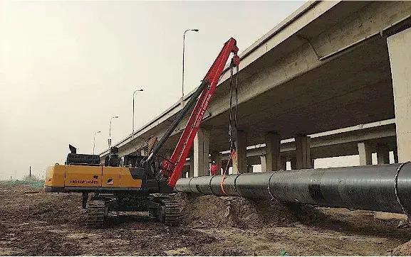 Excavator bridge construction